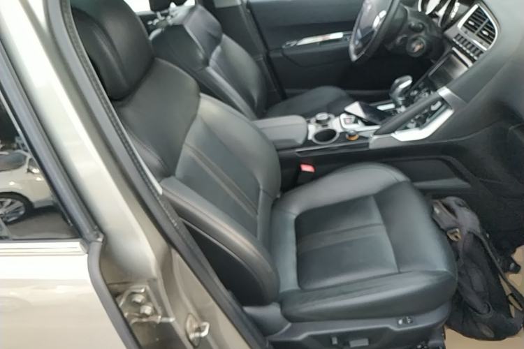 Used Peugeot 3008 2015 1.6THP Automatic Prestige Edition Right Front Seat