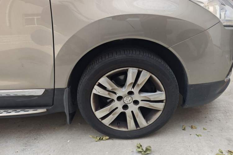 Used Peugeot 3008 2015 2.0L Manual Classic Edition Right Front Wheel Hub