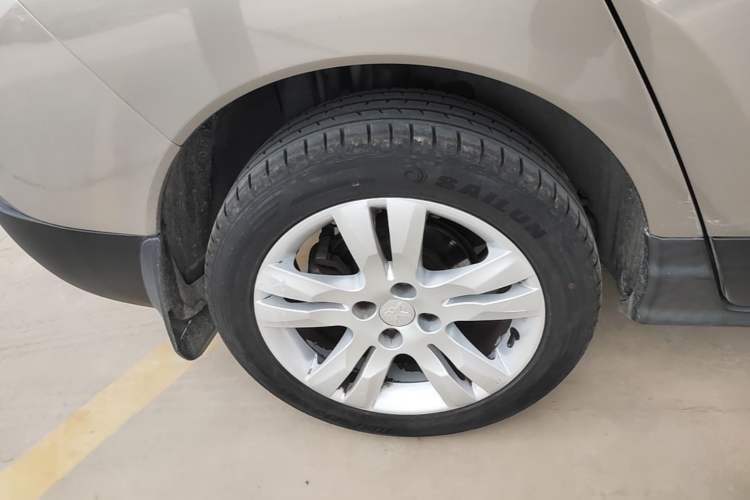 Used Peugeot 3008 2015 2.0L Automatic Trend Edition Right Rear Wheel Hub