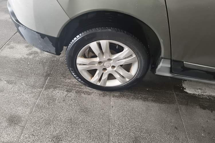 Used Peugeot 3008 2015 2.0L Automatic Trend Edition Right Rear Wheel Hub