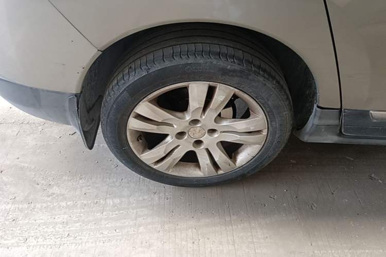 Used Peugeot 3008 2015 2.0L Automatic Trend Edition Right Rear Wheel Hub