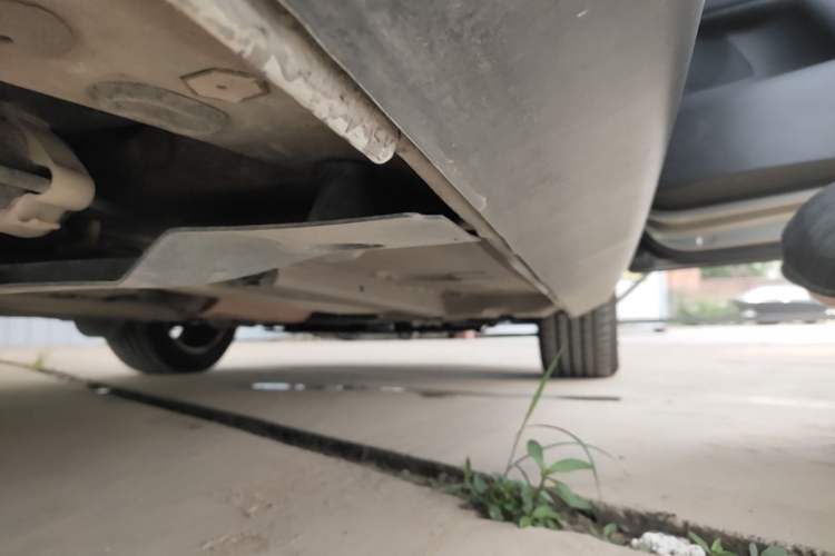 Used Peugeot 3008 2015 2.0L Automatic Trend Edition Right Side Sill