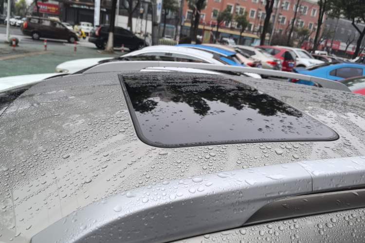 Used Peugeot 3008 2015 1.6THP Automatic Classic Edition Roof