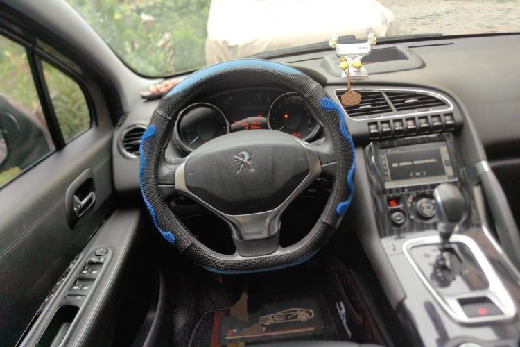 Used Peugeot 3008 2015 1.6THP Automatic Prestige Edition Steering Wheel