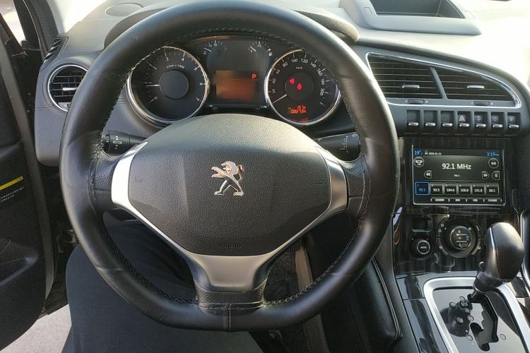 Used Peugeot 3008 2015 1.6THP Automatic Prestige Edition Steering Wheel
