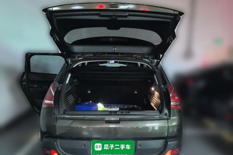 Used Peugeot 3008 2015 2.0L Automatic Trend Edition Trunk