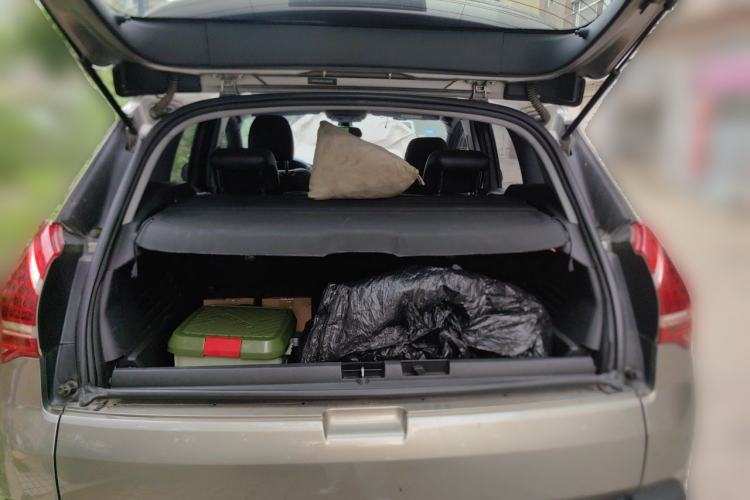 Used Peugeot 3008 2015 1.6THP Automatic Prestige Edition Trunk