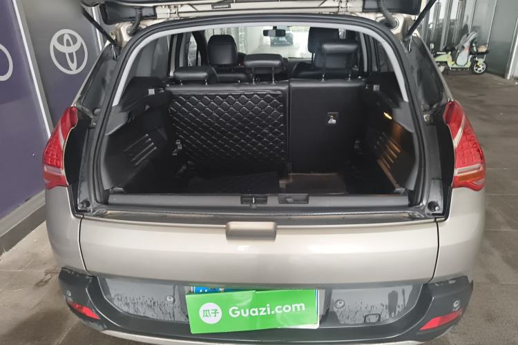 Used Peugeot 3008 2015 2.0L Automatic Trend Edition Trunk