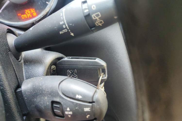 Used Peugeot 3008 2015 1.6THP Automatic Prestige Edition Vehicle Key