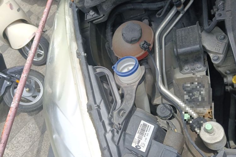 Used Peugeot 3008 2015 1.6THP Automatic Classic Edition Engine Bay Right