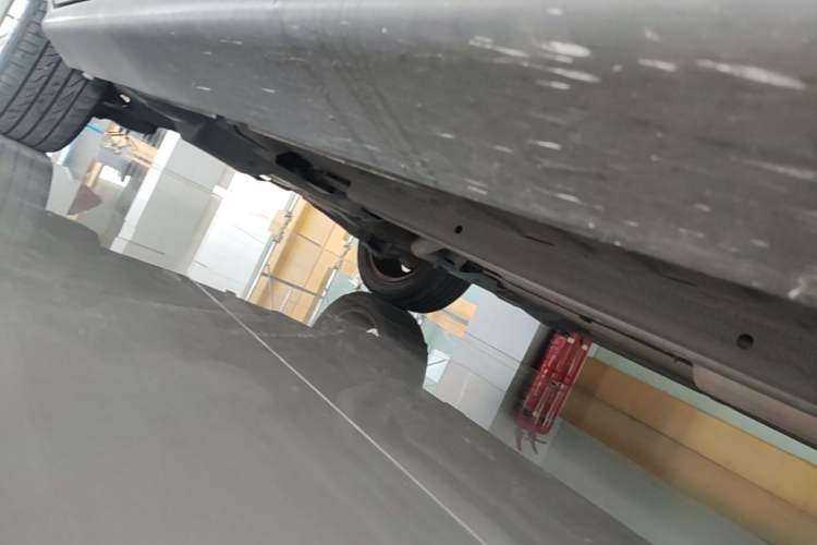 Used Peugeot 3008 2015 2.0L Automatic Trend Edition Chassis Front Right