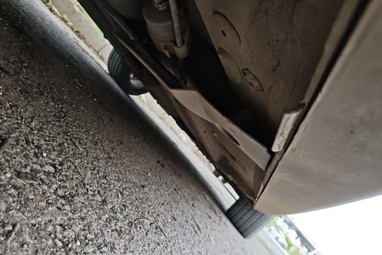 Used Peugeot 3008 2015 1.6THP Automatic Classic Edition Chassis Rear Right