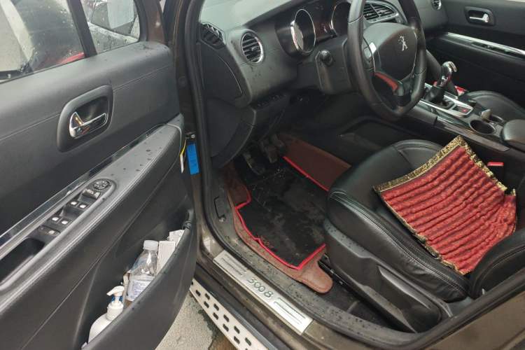 Used Peugeot 3008 2015 2.0L Manual Classic Edition Driver Seat