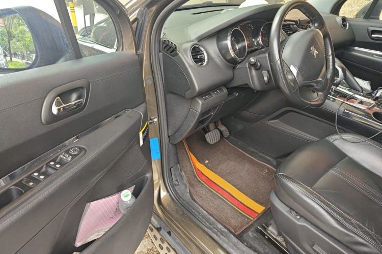 Used Peugeot 3008 2015 2.0L Automatic Trend Edition Driver Seat