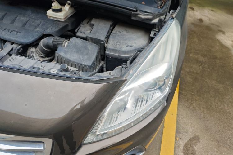 Used Peugeot 3008 2015 2.0L Automatic Trend Edition Engine Bay Left