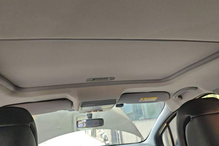 Used Peugeot 3008 2015 2.0L Automatic Trend Edition Headliner