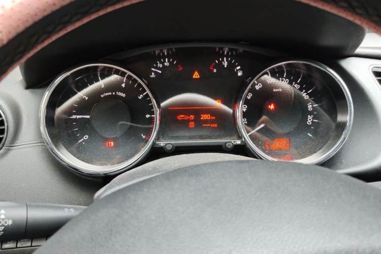 Used Peugeot 3008 2015 2.0L Automatic Trend Edition Instrument Cluster