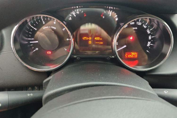 Used Peugeot 3008 2015 2.0L Manual Classic Edition Instrument Cluster