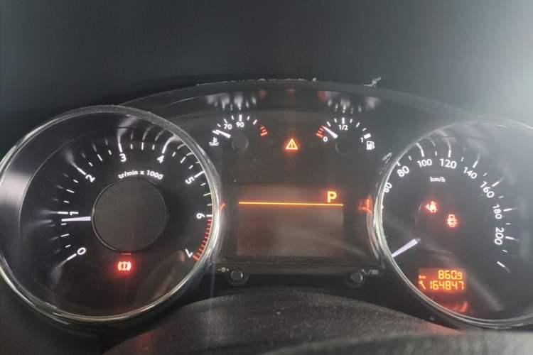 Used Peugeot 3008 2015 2.0L Automatic Trend Edition Instrument Cluster