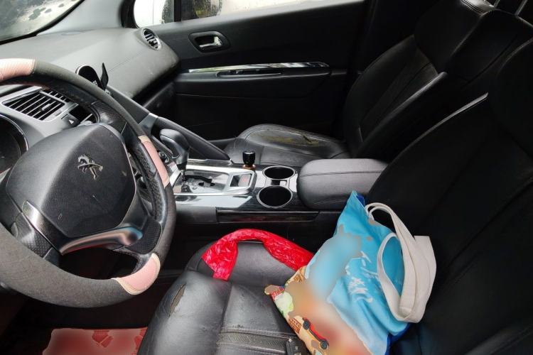 Used Peugeot 3008 2015 2.0L Automatic Trend Edition Left Front Seat