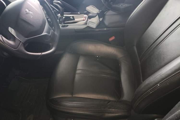 Used Peugeot 3008 2015 2.0L Automatic Trend Edition Left Front Seat