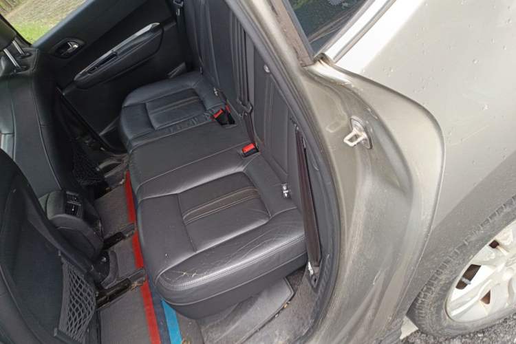 Used Peugeot 3008 2015 1.6THP Automatic Prestige Edition Left Rear Seat