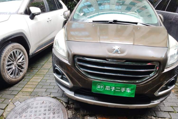 Used Peugeot 3008 2015 2.0L Automatic Trend Edition Right Front Headlight