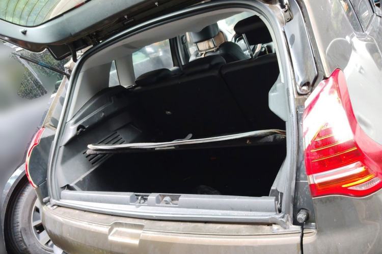 Used Peugeot 3008 2015 2.0L Automatic Trend Edition Trunk