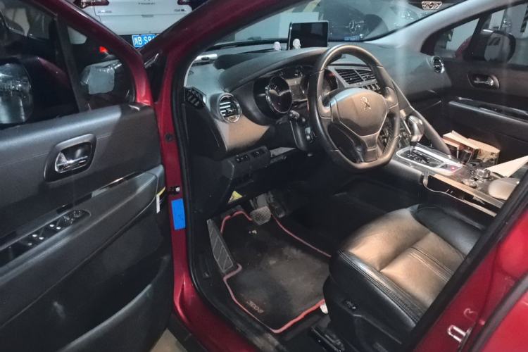 Used Peugeot 3008 2015 1.6THP Automatic Prestige Edition Driver Seat