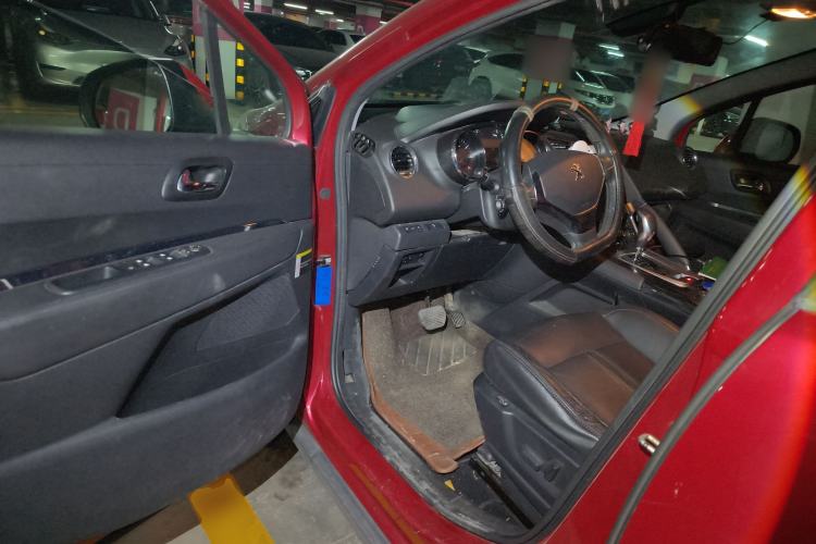 Used Peugeot 3008 2015 1.6THP Automatic Prestige Edition Driver Seat