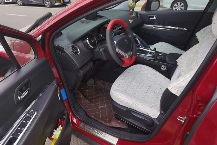 Used Peugeot 3008 2015 1.6THP Automatic Classic Edition Driver Seat