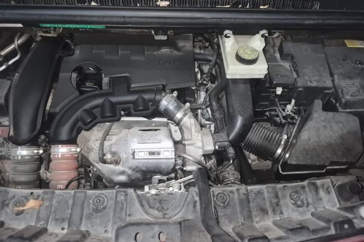 Used Peugeot 3008 2015 1.6THP Automatic Prestige Edition Engine Bay