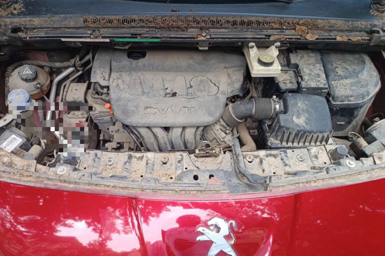Used Peugeot 3008 2015 2.0L Automatic Classic Edition Engine Bay