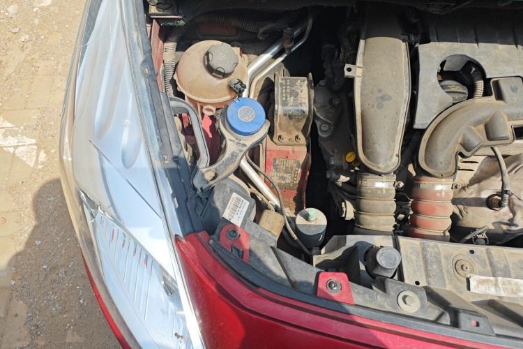 Used Peugeot 3008 2015 1.6THP Automatic Prestige Edition Engine Bay Right
