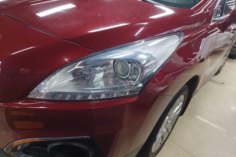Used Peugeot 3008 2015 2.0L Automatic Trend Edition Left Front Headlight