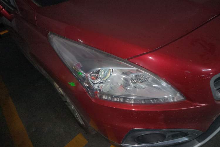 Used Peugeot 3008 2015 1.6THP Automatic Prestige Edition Right Front Headlight