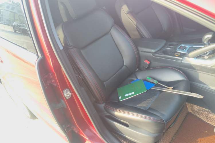 Used Peugeot 3008 2015 2.0L Automatic Classic Edition Right Front Seat