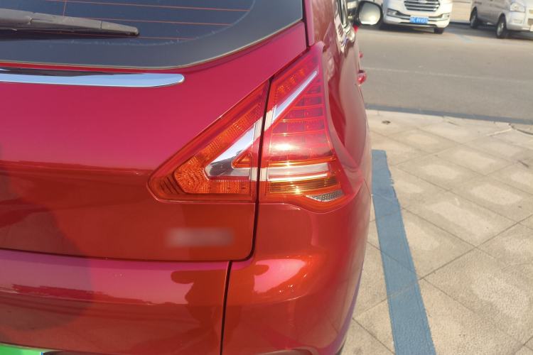 Used Peugeot 3008 2015 2.0L Automatic Classic Edition Right Rear Taillight
