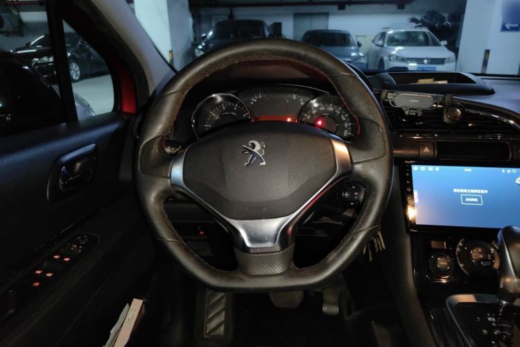 Used Peugeot 3008 2015 2.0L Automatic Trend Edition Steering Wheel