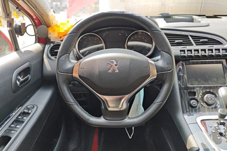 Used Peugeot 3008 2015 1.6THP Automatic Prestige Edition Steering Wheel