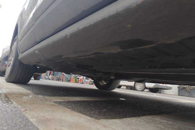 Used Peugeot 3008 2015 2.0L Automatic Classic Edition Chassis Front Right