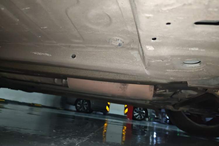 Used Peugeot 3008 2015 2.0L Automatic Trend Edition Chassis Front Right