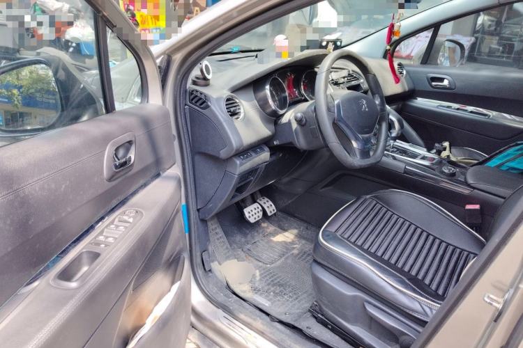 Used Peugeot 3008 2015 1.6THP Automatic Classic Edition Driver Seat