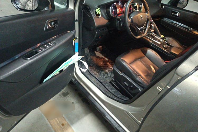 Used Peugeot 3008 2015 1.6THP Automatic Trend Edition Driver Seat
