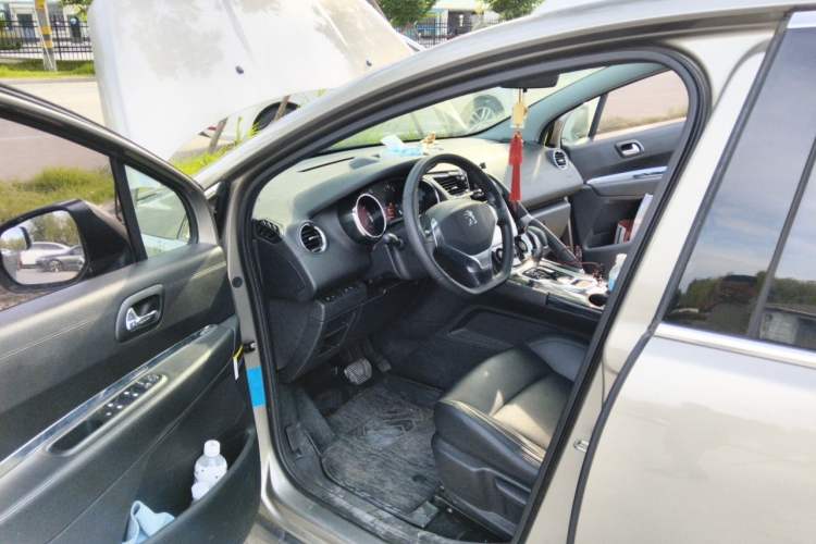 Used Peugeot 3008 2015 2.0L Automatic Classic Edition Driver Seat