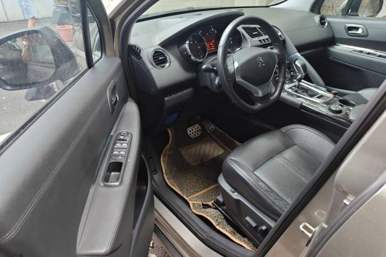 Used Peugeot 3008 2015 1.6THP Automatic Prestige Edition Driver Seat
