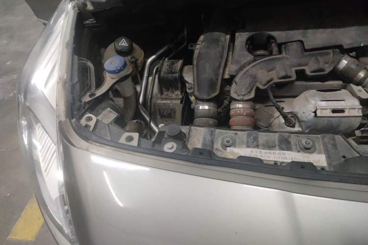 Used Peugeot 3008 2015 1.6THP Automatic Classic Edition Engine Bay Right