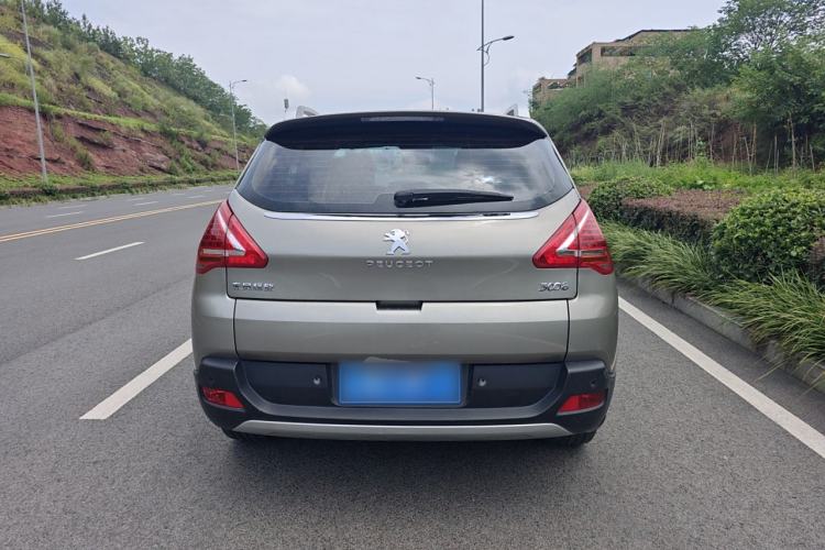 Used Peugeot 3008 2015 2.0L Automatic Trend Edition Exterior 4