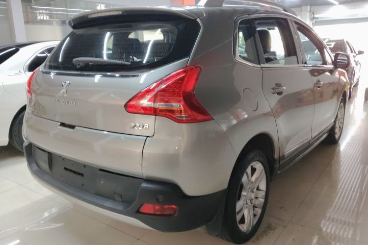 Used Peugeot 3008 2015 2.0L Automatic Classic Edition Exterior 5