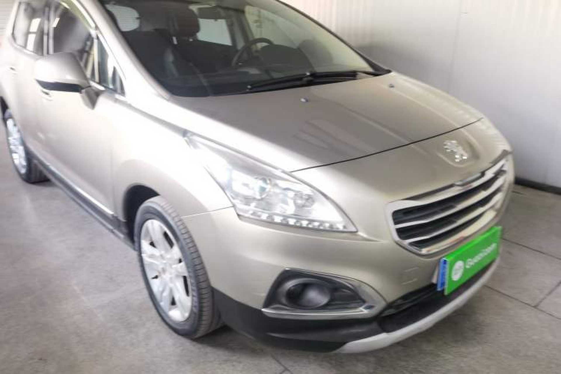 Used Peugeot 3008 2015 2.0L Automatic Trend Edition Front Right 45 Deg